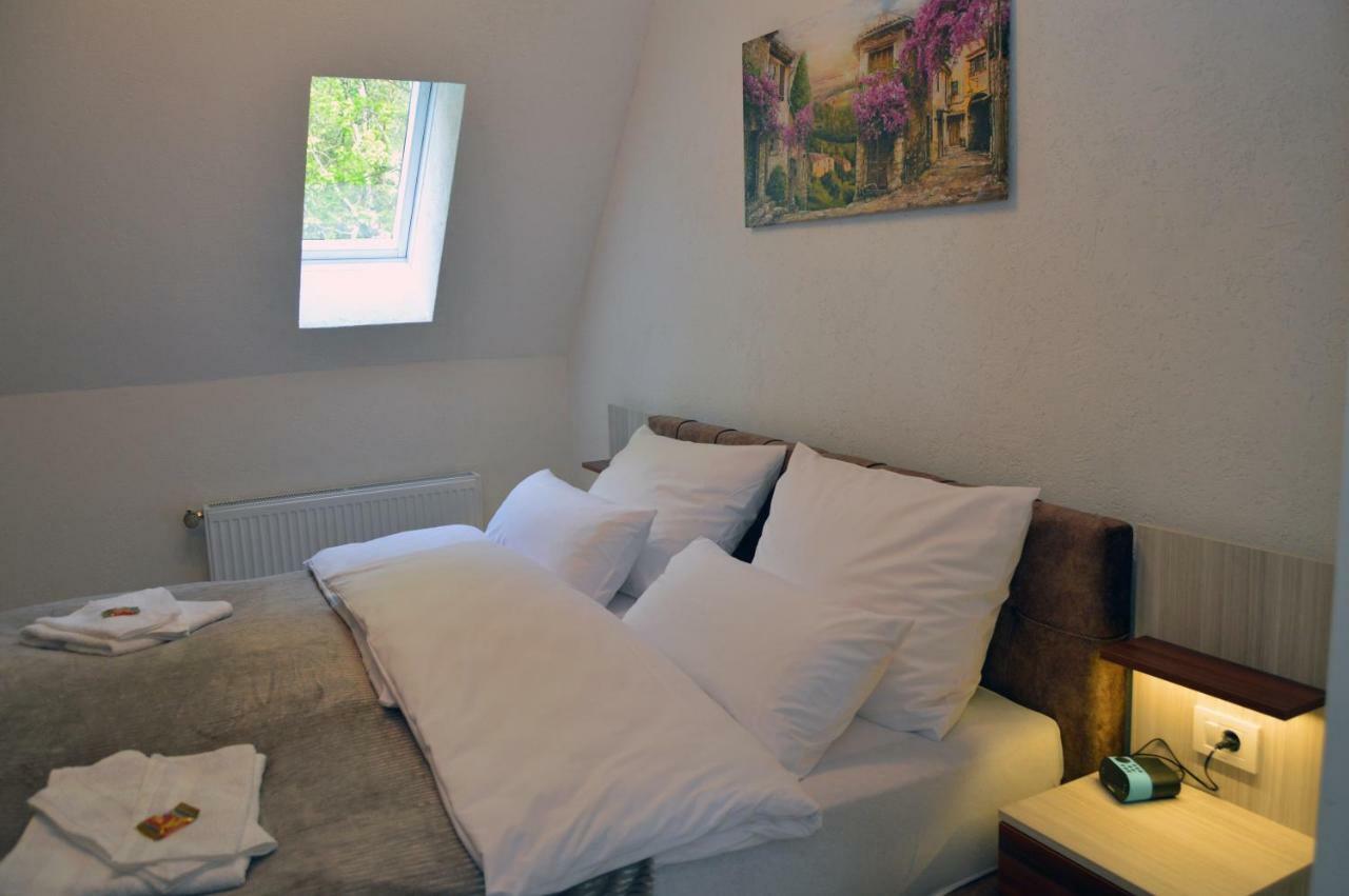 Ambiente Hotel Soltau Bagian luar foto