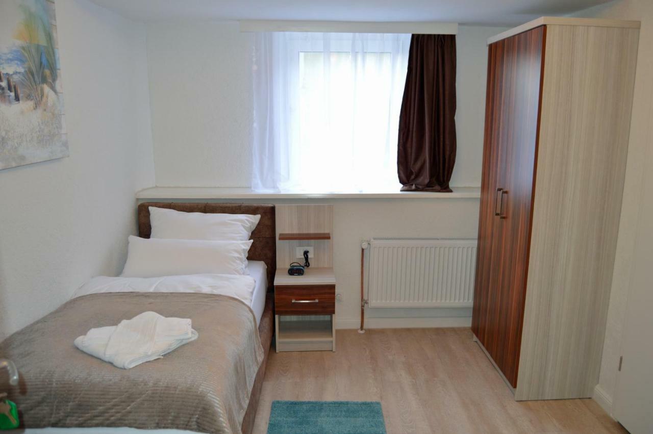 Ambiente Hotel Soltau Bagian luar foto
